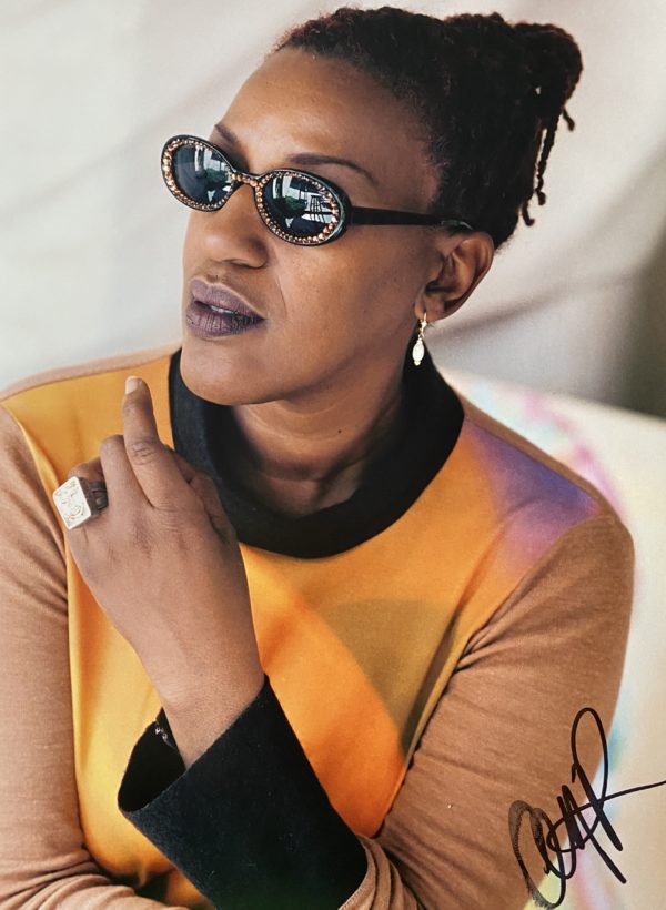 Autographed Photos of CCH Pounder | Special Edition - Image 5